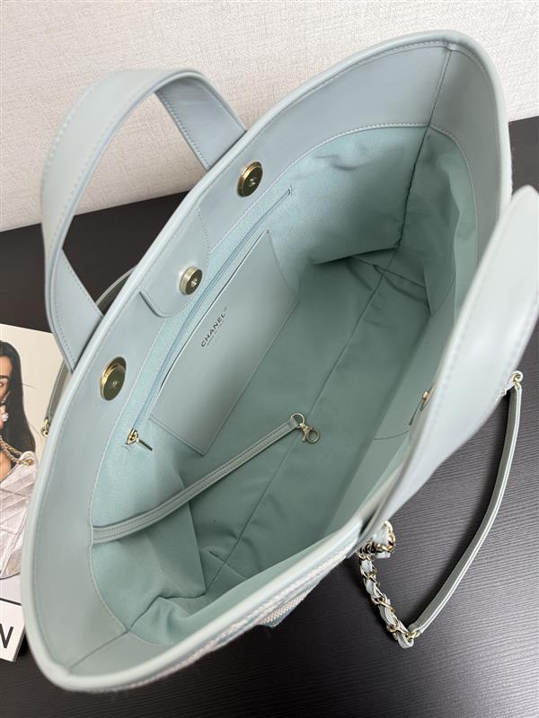 2026127214759822 950